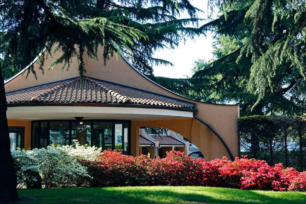 Hotel Pineta Busto Arsizio Exterior foto