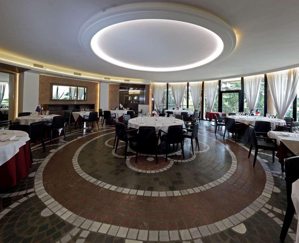 Hotel Pineta Busto Arsizio Restaurante foto