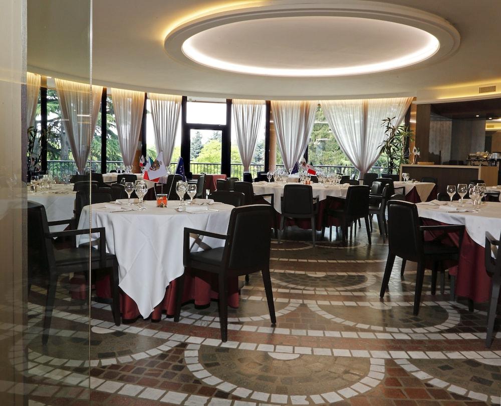 Hotel Pineta Busto Arsizio Exterior foto
